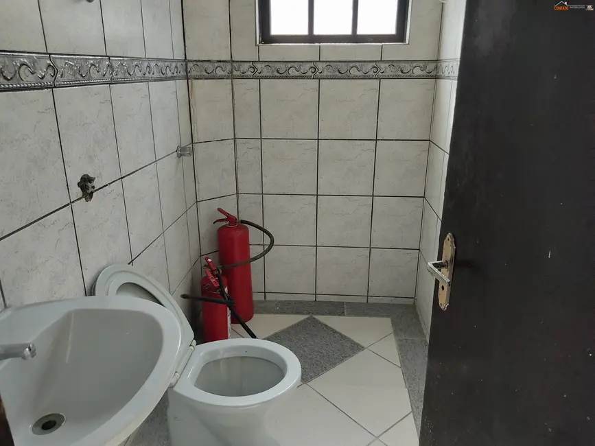 Sala Comercial para alugar, 270m2 em Itanhaem - SP - imagem 8 Foto 8 de Sala Comercial para alugar, 270m2 em Itanhaem - SP