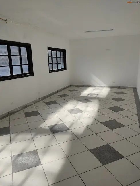 Sala Comercial para alugar, 270m2 em Itanhaem - SP - imagem 7 Foto 7 de Sala Comercial para alugar, 270m2 em Itanhaem - SP