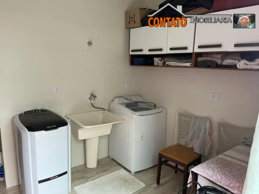 Foto 3 de Casa com 4 quartos à venda, 332m2 em Itanhaem - SP
