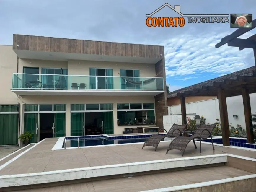 Foto 1 de Casa com 4 quartos à venda, 332m2 em Itanhaem - SP