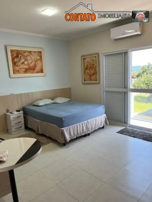 Foto 2 de Casa de Condomínio com 4 quartos à venda, 253m2 em Peruibe - SP