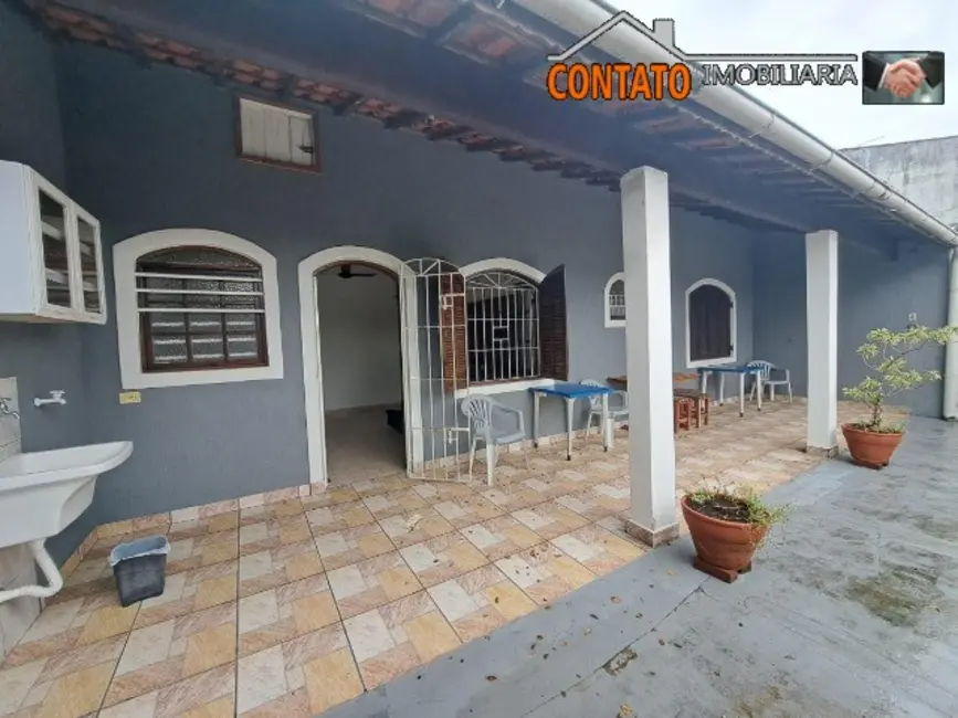 Casa com 1 quarto à venda, 95m2 em Itanhaem - SP - imagem 2 Foto 2 de Casa com 1 quarto à venda, 95m2 em Itanhaem - SP