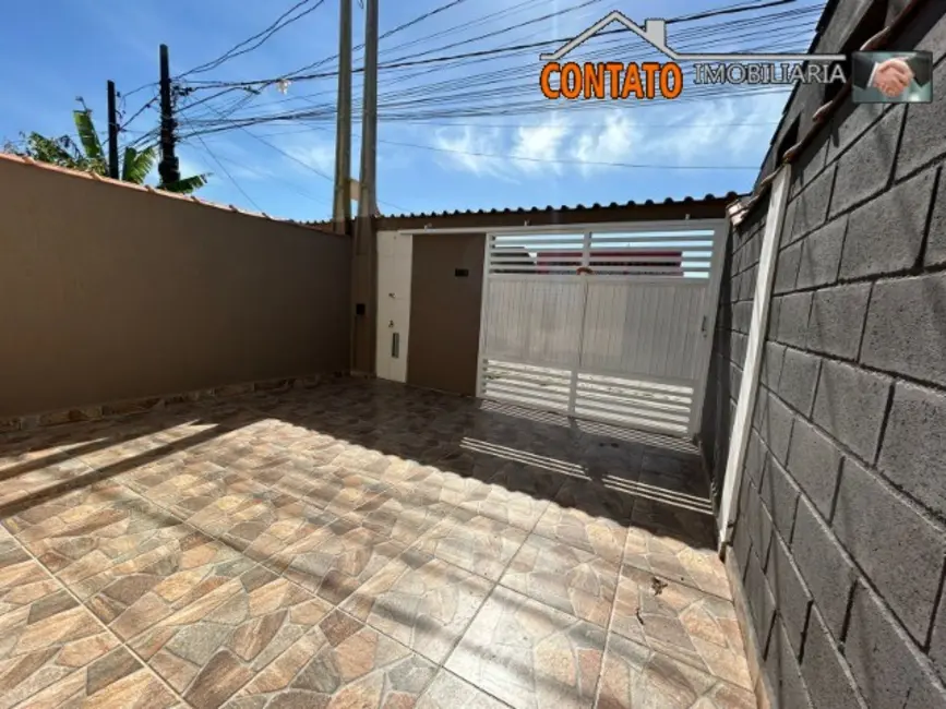 Foto 2 de Casa com 2 quartos à venda, 53m2 em Itanhaem - SP