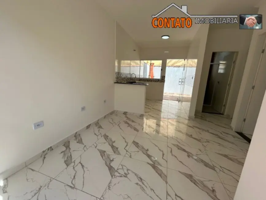Foto 3 de Casa com 2 quartos à venda, 54m2 em Itanhaem - SP