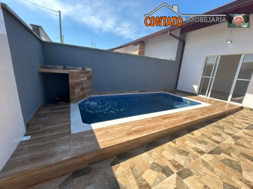 Foto 1 de Casa com 2 quartos à venda, 64m2 em Itanhaem - SP