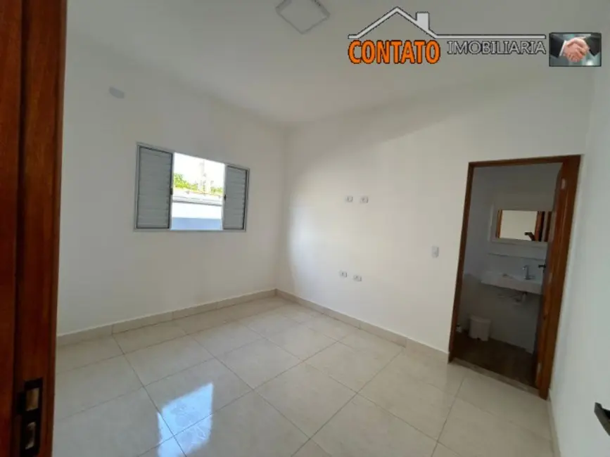Foto 7 de Casa com 2 quartos à venda, 64m2 em Itanhaem - SP