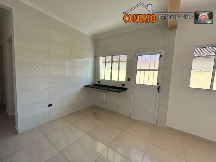 Foto 2 de Casa com 2 quartos à venda, 59m2 em Itanhaem - SP