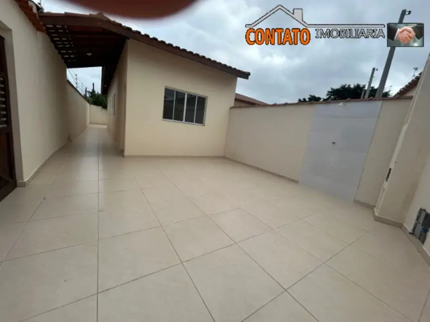 Foto 1 de Casa com 2 quartos à venda, 125m2 em Itanhaem - SP
