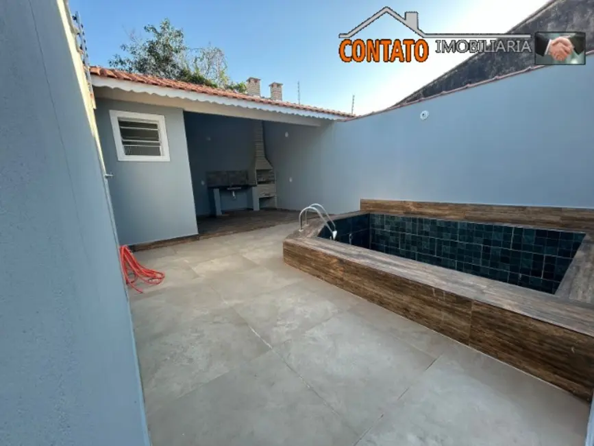 Foto 1 de Casa com 2 quartos à venda, 150m2 em Itanhaem - SP