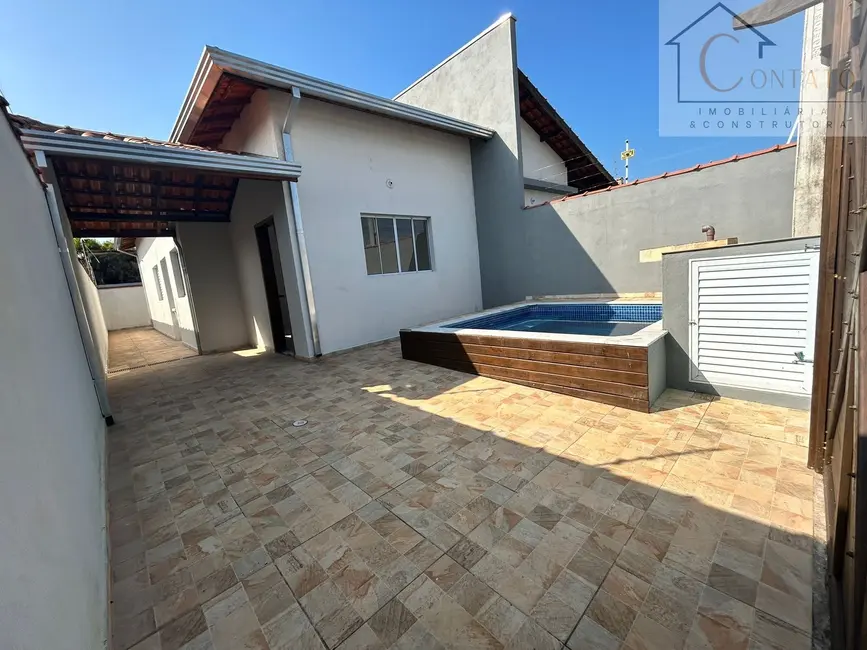 Foto 1 de Casa com 2 quartos à venda, 125m2 em Itanhaem - SP