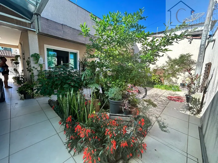 Foto 3 de Casa com 2 quartos à venda, 271m2 em Itanhaem - SP