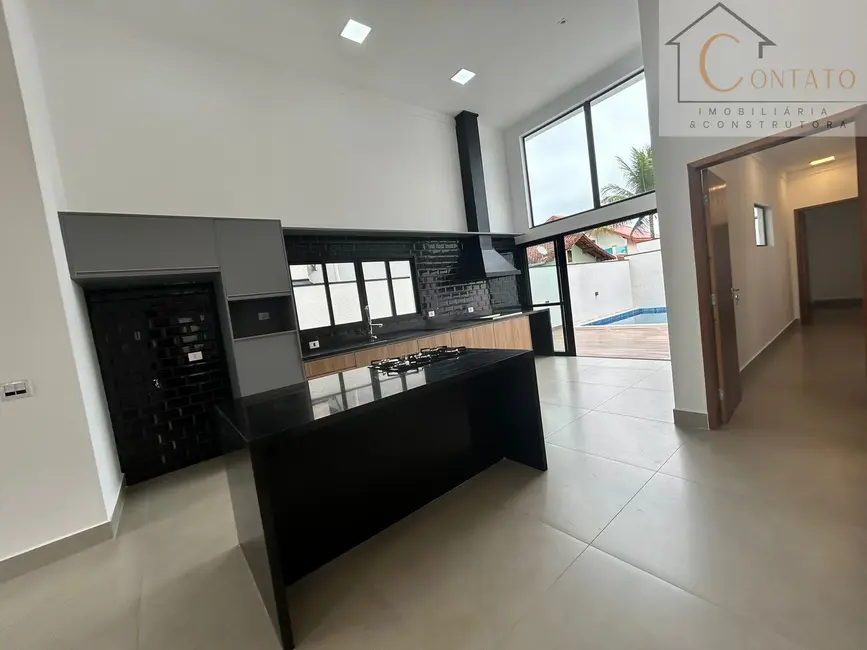 Foto 4 de Casa com 3 quartos à venda, 127m2 em Itanhaem - SP