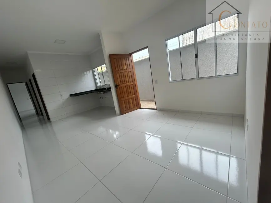 Casa com 3 quartos à venda, 73m2 em Itanhaem - SP - imagem 3 Foto 3 de Casa com 3 quartos à venda, 73m2 em Itanhaem - SP