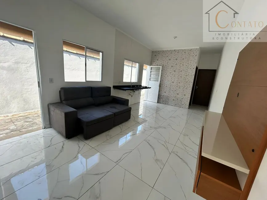 Foto 5 de Casa com 2 quartos à venda, 70m2 em Itanhaem - SP
