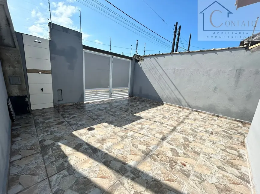 Foto 2 de Casa com 2 quartos à venda, 70m2 em Itanhaem - SP