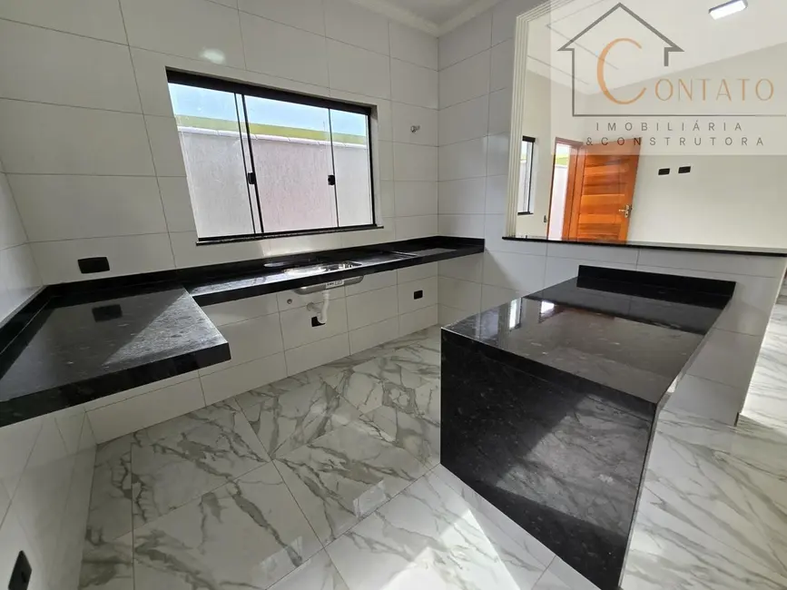 Foto 7 de Casa com 2 quartos à venda, 63m2 em Itanhaem - SP