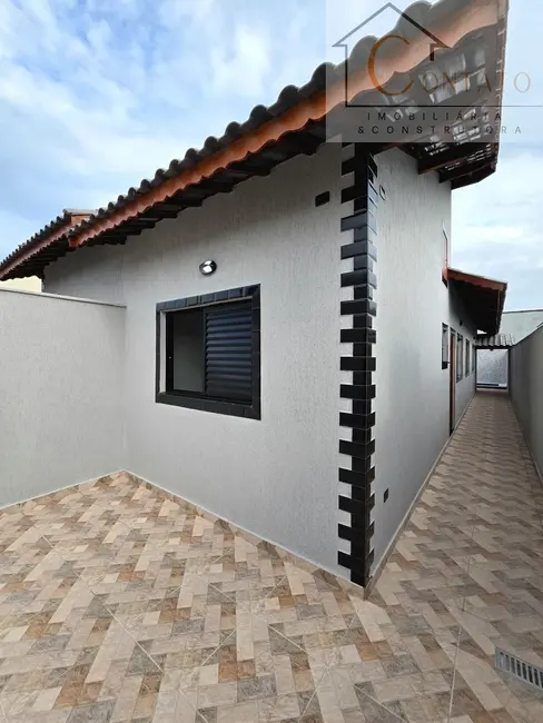 Foto 3 de Casa com 2 quartos à venda, 63m2 em Itanhaem - SP