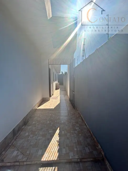 Foto 8 de Casa com 2 quartos à venda, 63m2 em Itanhaem - SP