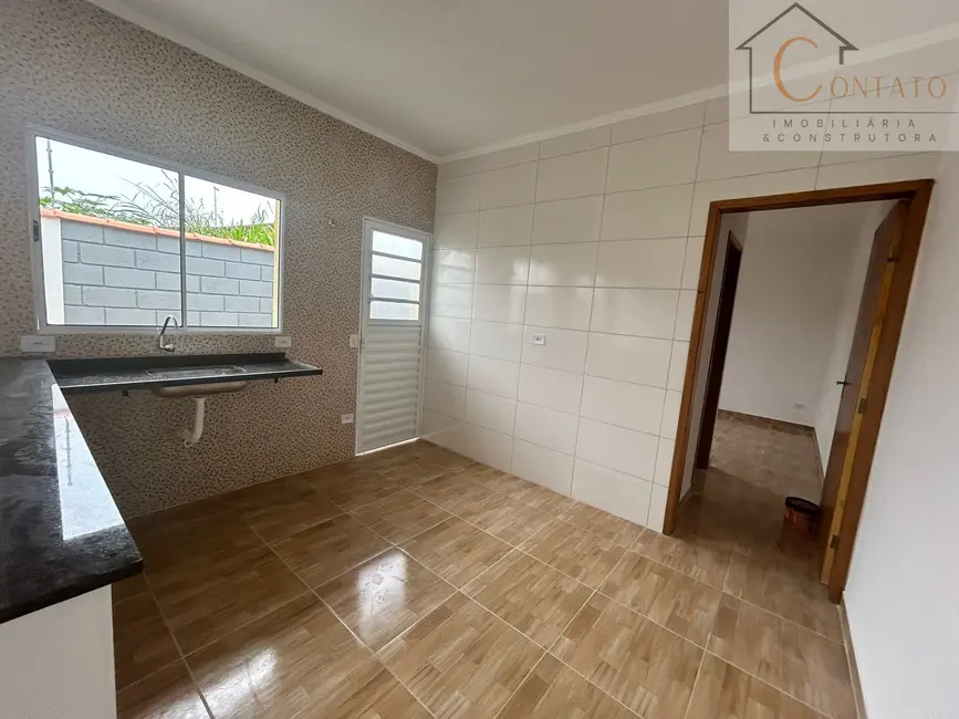 Foto 5 de Casa com 2 quartos à venda, 60m2 em Itanhaem - SP