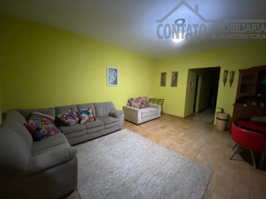 Foto 8 de Casa com 4 quartos à venda, 140m2 em Itanhaem - SP