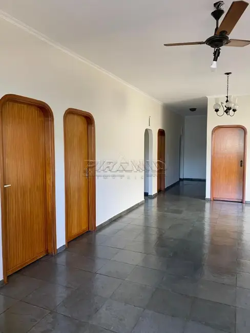 Foto 1 de Casa com 6 quartos para alugar, 386m2 em Ribeirao Preto - SP