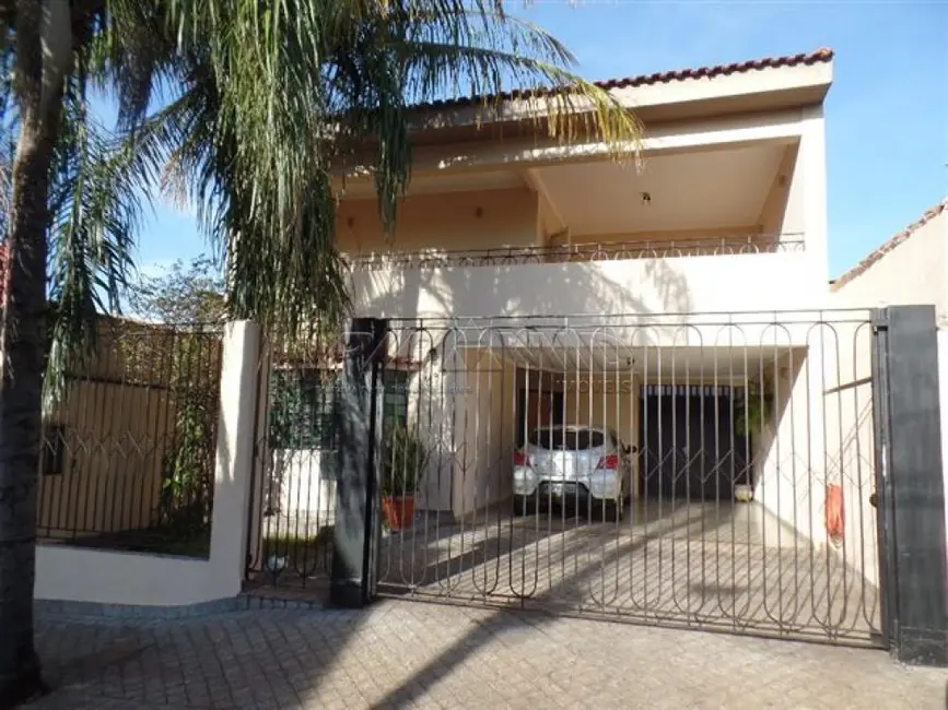 Foto 1 de Casa com 3 quartos para alugar, 320m2 em Ribeirao Preto - SP