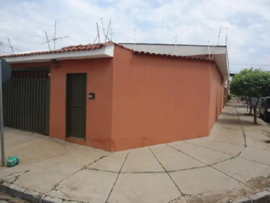Foto 1 de Casa com 3 quartos à venda, 115m2 em Ribeirao Preto - SP