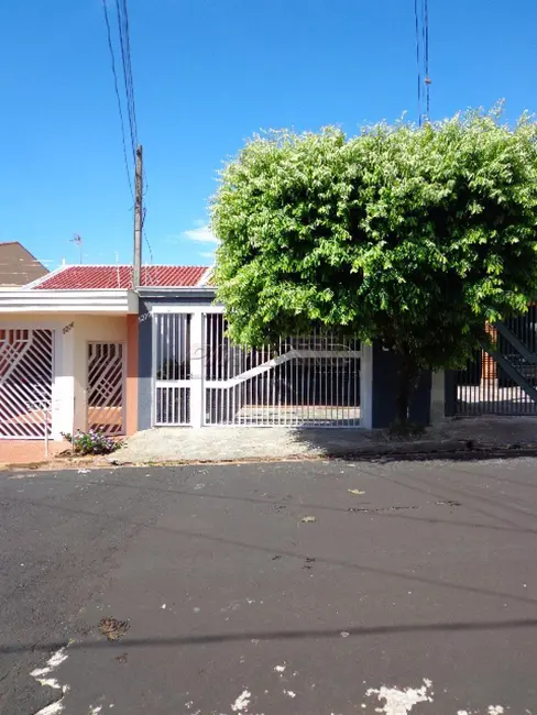 Foto 1 de Casa com 3 quartos à venda, 151m2 em Ribeirao Preto - SP