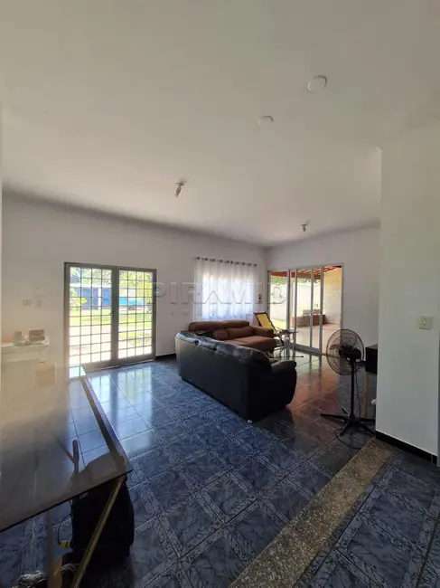 Foto 2 de Chácara com 4 quartos para alugar, 180m2 em Ribeirao Preto - SP
