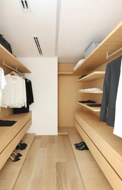 Apartamento com 4 quartos à venda, 249m2 em Vila Nova Conceição, São Paulo - SP - imagem 8 Foto 8 de Apartamento com 4 quartos à venda, 249m2 em Vila Nova Conceição, São Paulo - SP