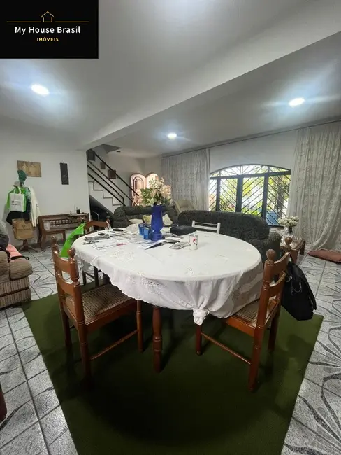 Casa com 3 quartos para alugar, 150m2 em Parque Casa de Pedra, São Paulo - SP - imagem 5 Foto 5 de Casa com 3 quartos para alugar, 150m2 em Parque Casa de Pedra, São Paulo - SP