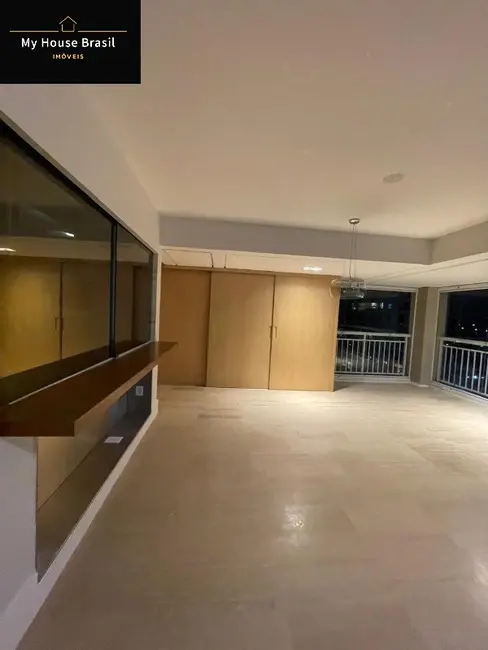 Foto 2 de Apartamento com 3 quartos à venda, 137m2 em Vila Olímpia, São Paulo - SP