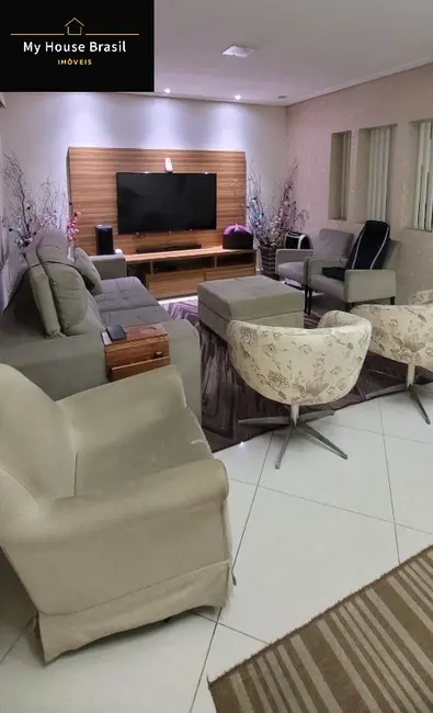 Foto 1 de Casa com 3 quartos à venda, 200m2 em São Paulo - SP