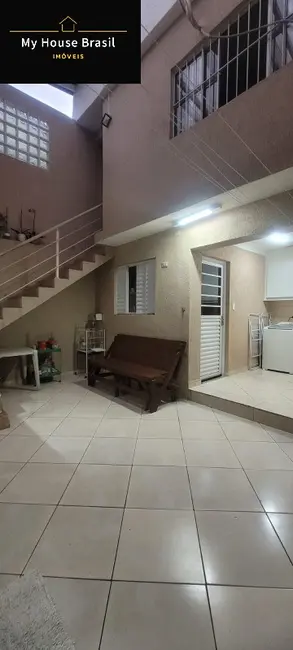 Foto 2 de Casa com 3 quartos à venda, 200m2 em São Paulo - SP