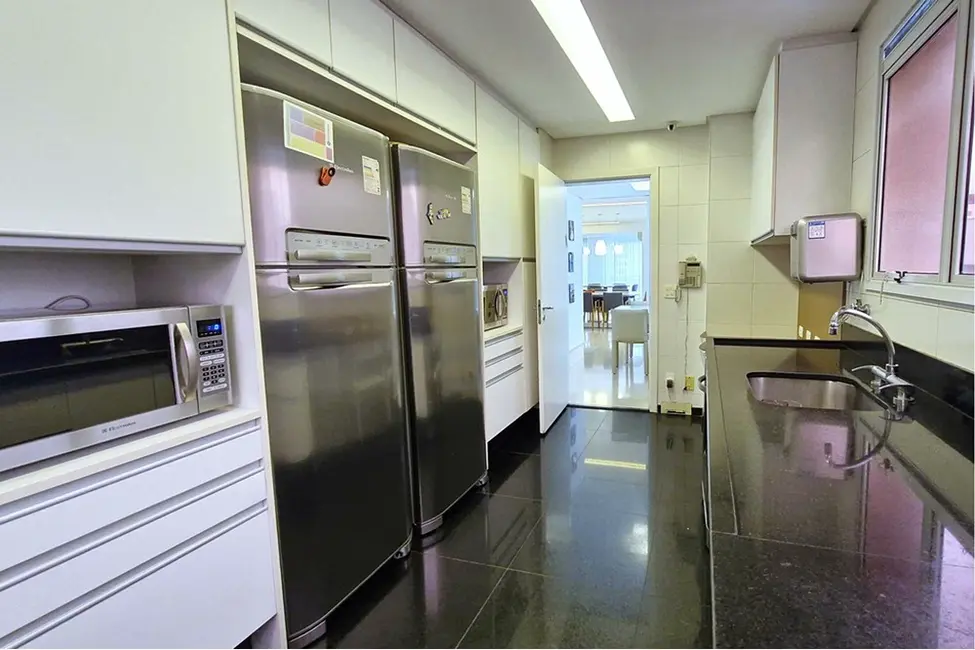 Apartamento com 4 quartos à venda, 300m2 em Higienópolis, São Paulo - SP - imagem 4 Foto 4 de Apartamento com 4 quartos à venda, 300m2 em Higienópolis, São Paulo - SP