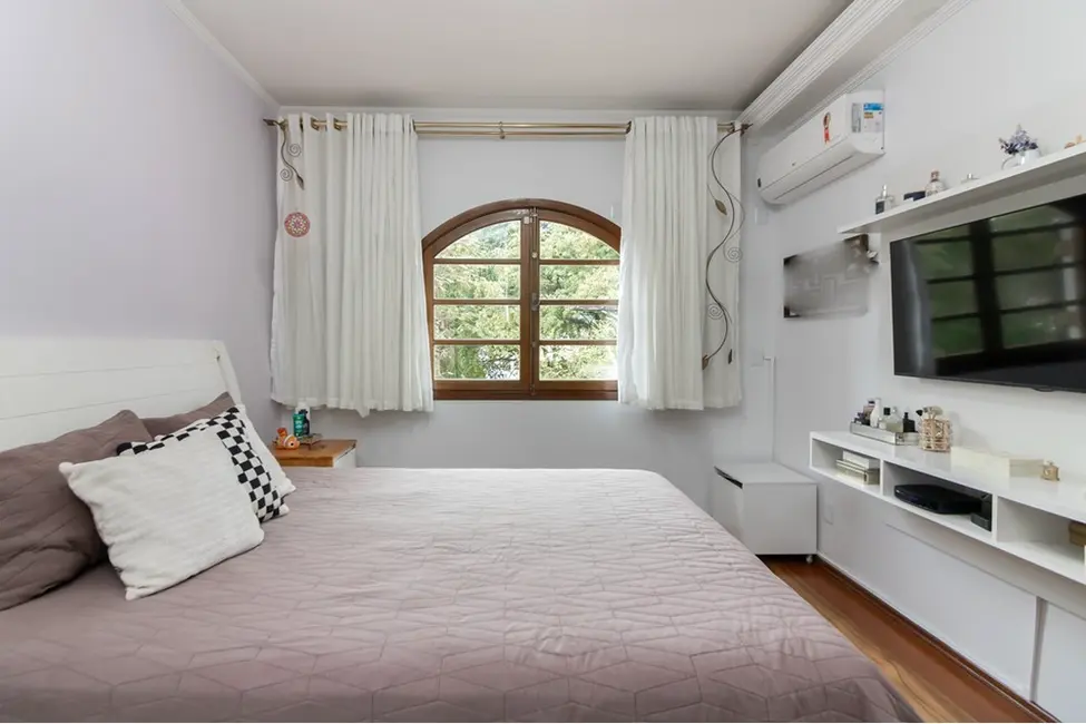 Casa com 3 quartos à venda, 223m2 em Jardim Virginia Bianca, São Paulo - SP - imagem 9 Foto 9 de Casa com 3 quartos à venda, 223m2 em Jardim Virginia Bianca, São Paulo - SP