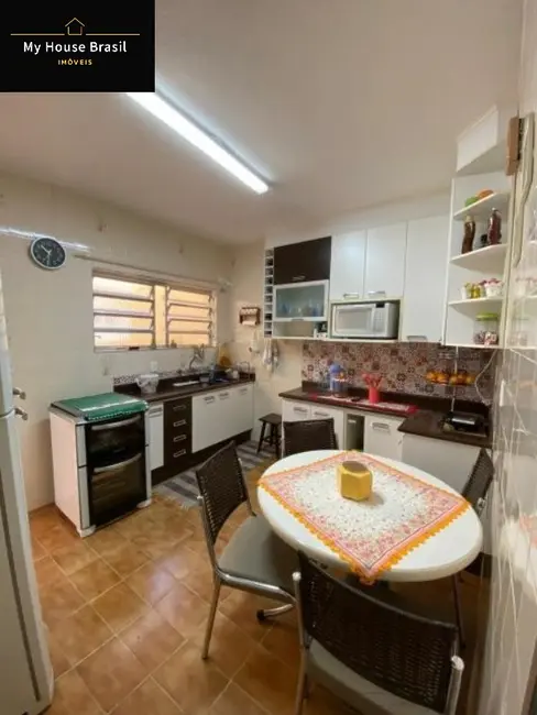 Foto 6 de Casa com 3 quartos à venda, 135m2 em Parque Peruche, São Paulo - SP