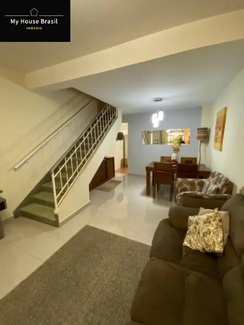 Foto 4 de Casa com 3 quartos à venda, 135m2 em Parque Peruche, São Paulo - SP