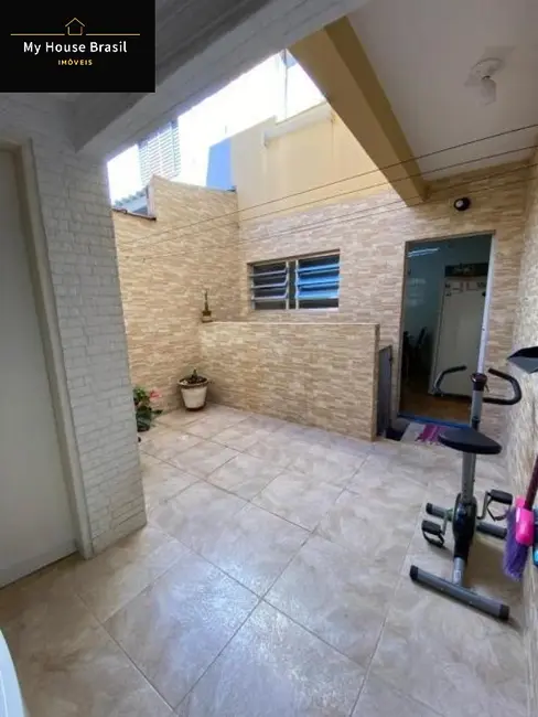 Foto 8 de Casa com 3 quartos à venda, 135m2 em Parque Peruche, São Paulo - SP