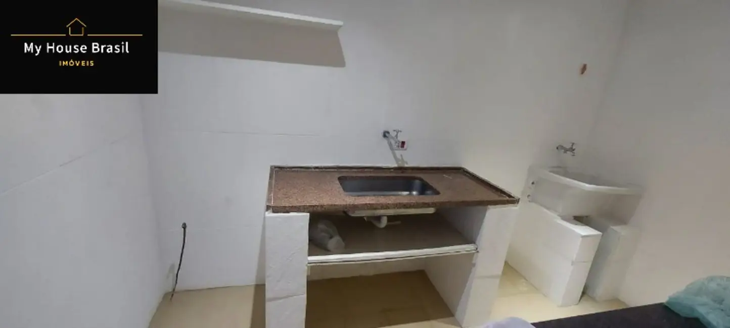 Foto 4 de Casa com 1 quarto para alugar, 35m2 em Vila Santa Terezinha (Zona Norte), São Paulo - SP