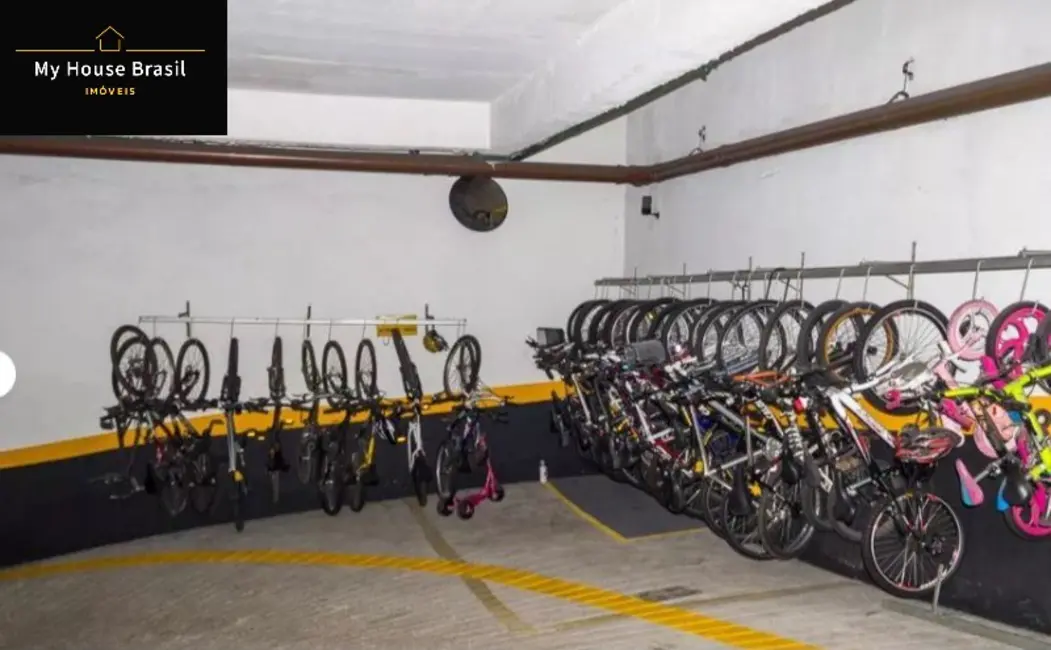 Foto 9 de Apartamento com 3 quartos à venda, 210m2 em Vila Nova Conceição, São Paulo - SP