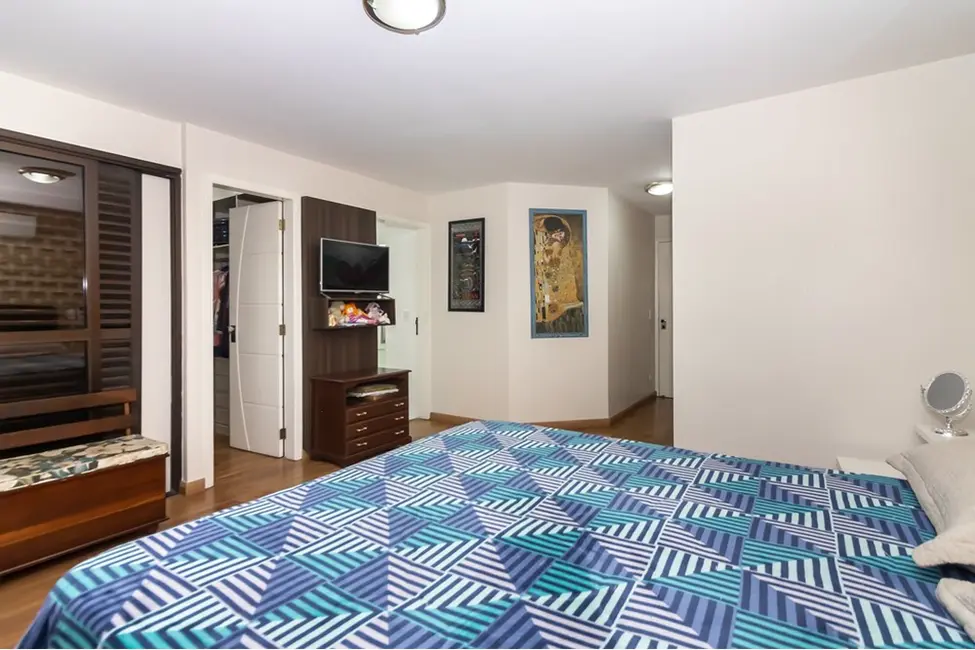 Foto 8 de Apartamento com 5 quartos à venda, 254m2 em São Paulo - SP