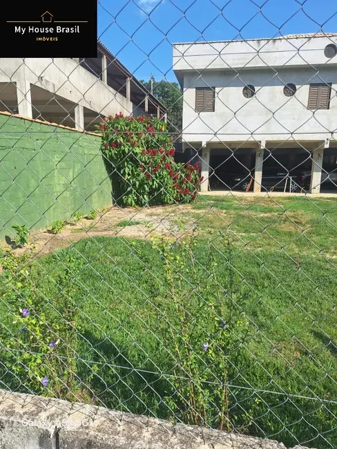 Casa com 3 quartos à venda, 242m2 em Chácaras Reunidas Igarapés, Jacarei - SP - imagem 2 Foto 2 de Casa com 3 quartos à venda, 242m2 em Chácaras Reunidas Igarapés, Jacarei - SP