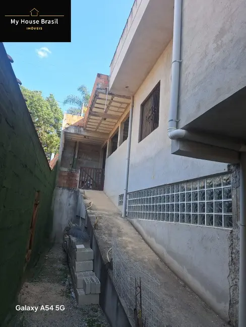 Casa com 3 quartos à venda, 242m2 em Chácaras Reunidas Igarapés, Jacarei - SP - imagem 7 Foto 7 de Casa com 3 quartos à venda, 242m2 em Chácaras Reunidas Igarapés, Jacarei - SP