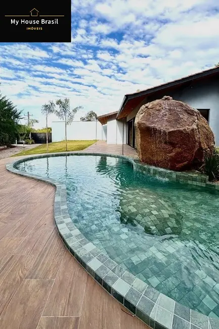 Foto 2 de Casa com 3 quartos à venda, 195m2 em Braganca Paulista - SP