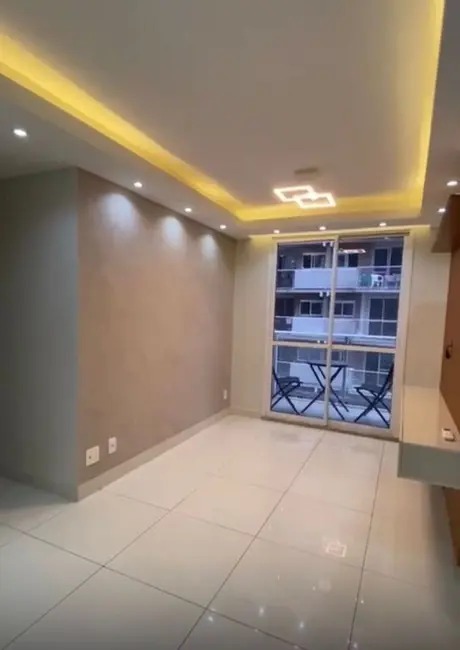 Foto 2 de Apartamento com 2 quartos à venda, 57m2 em Todos os Santos, Rio De Janeiro - RJ