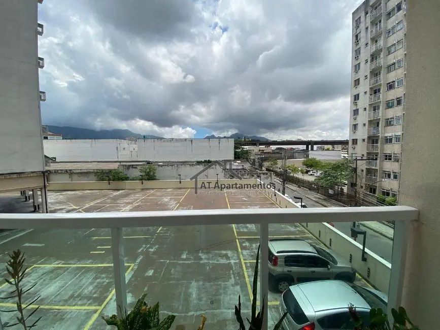 Foto 1 de Apartamento com 2 quartos para alugar, 56m2 em São Cristóvão, Rio De Janeiro - RJ