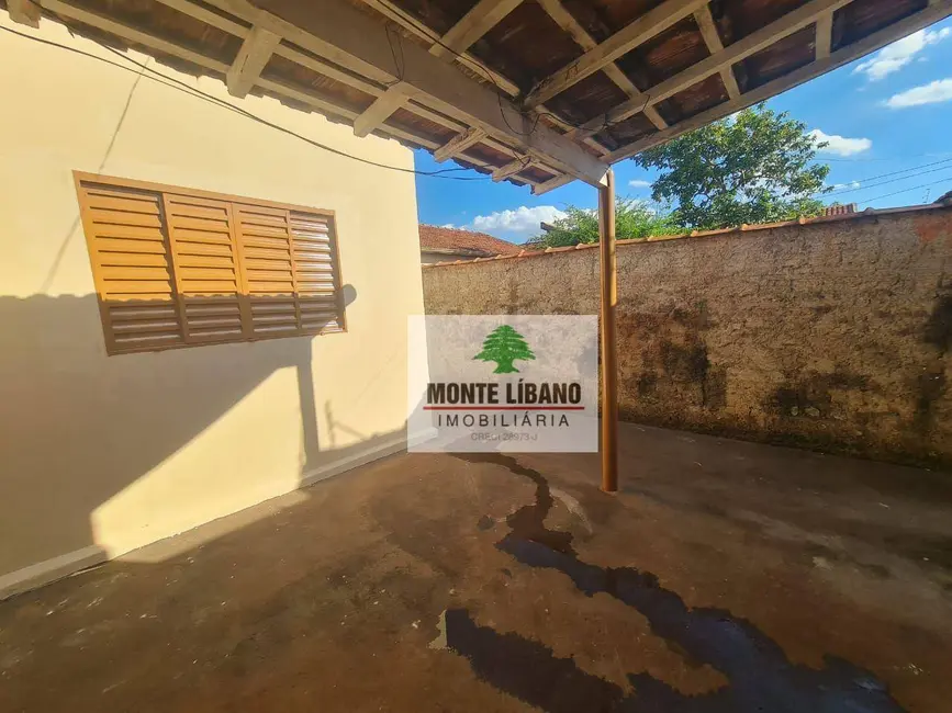 Foto 6 de Casa com 2 quartos para alugar, 255m2 em Sao Joaquim Da Barra - SP