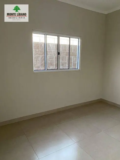 Foto 2 de Casa com 2 quartos para alugar, 200m2 em Sao Joaquim Da Barra - SP