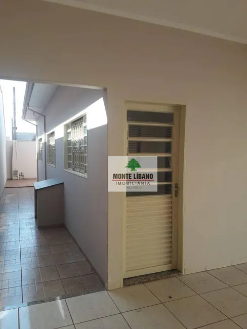 Foto 8 de Casa com 2 quartos para alugar em Sao Joaquim Da Barra - SP